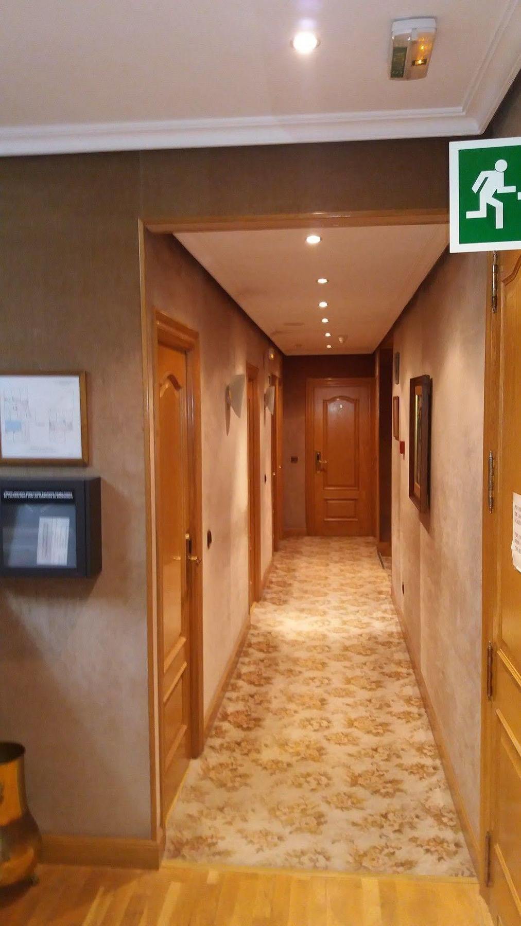 Pension La Concha San Sebastián Exterior foto